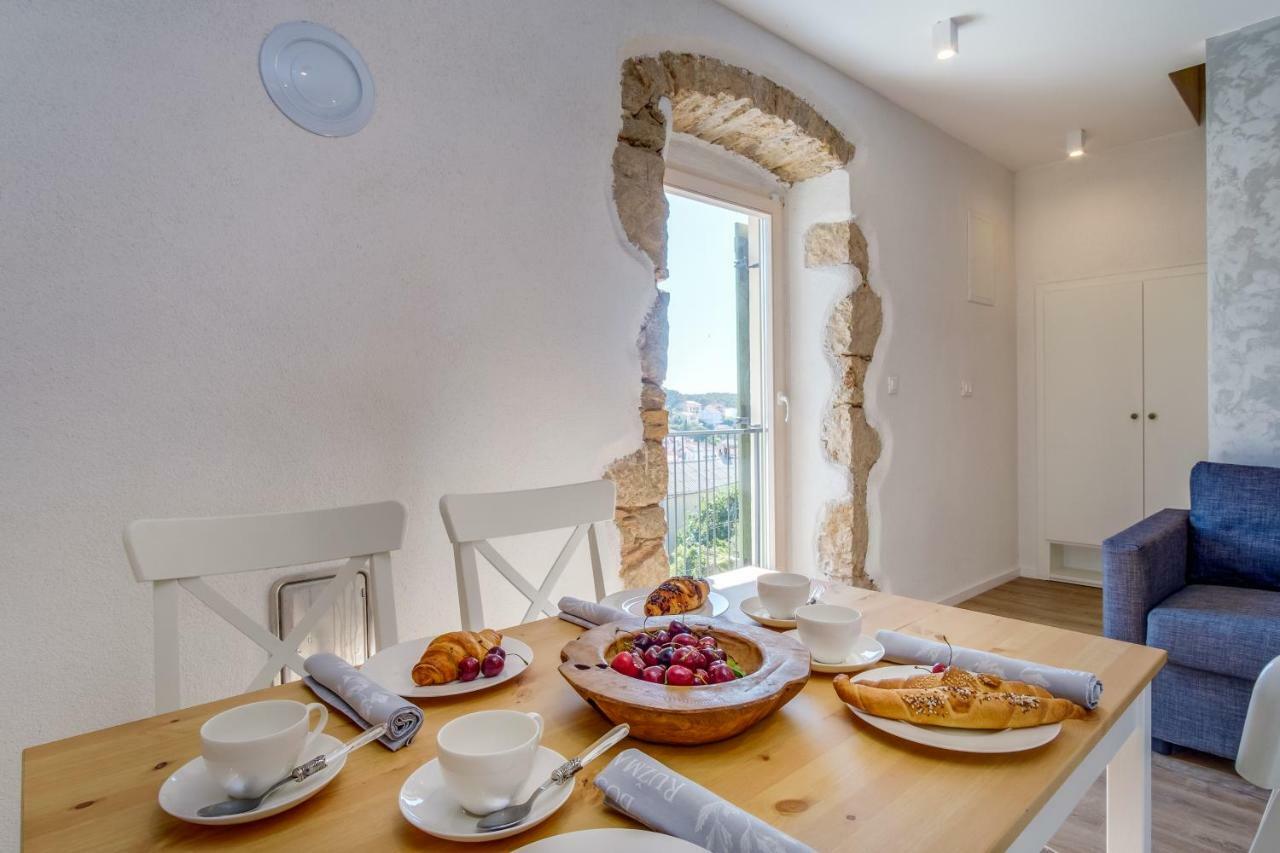 Casa Rustica Leilighet Mali Lošinj Eksteriør bilde