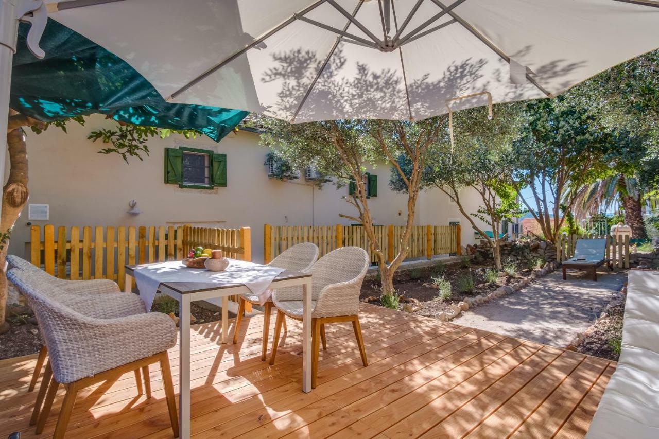 Casa Rustica Leilighet Mali Lošinj Eksteriør bilde