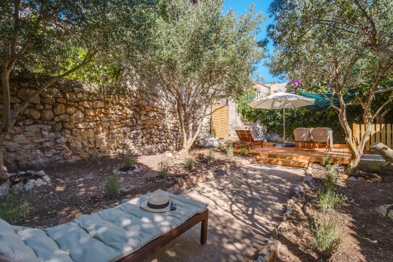 Casa Rustica Leilighet Mali Lošinj Eksteriør bilde
